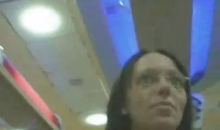 Você chupa essa cadela. vídeo de sexo anal gratuito