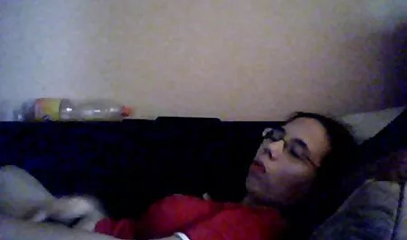 Dois dedos no cu. quero assistir vídeo pornô anal