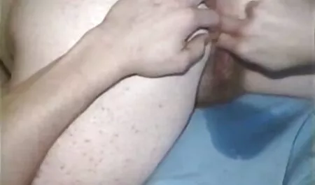 Ter relações sexuais com seu namorado video xxanal no sofá.