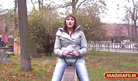 O Sr. vídeos de sexo anal amador brasileiro gonzo relacionado com a beleza.