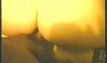 Os porno anal com cavalos membros que mostram a mama.