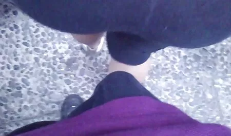 Menina video de sexo anal com vivi fernandes se masturba com um vibrador.