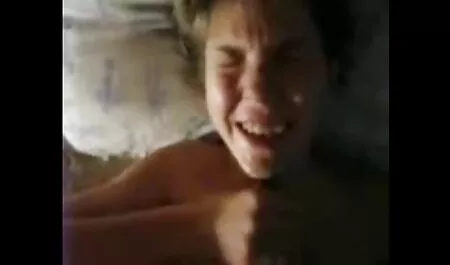 Gengibre recolher o dinheiro da vídeos de sexo anal e vaginal vagina.