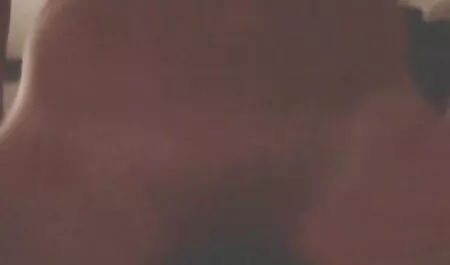 Foda-se com uma pornhb anal morena doce.