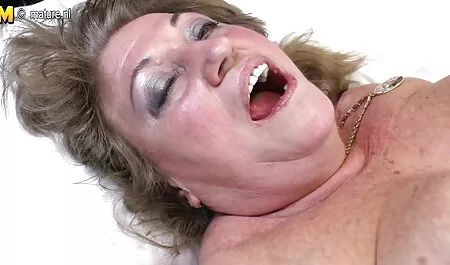 Professor faz estudante porno anal com cavalos Lamber a vagina.