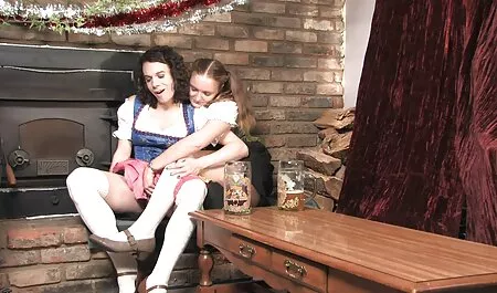 O homem plantou videos de sexo anal brasileiro um pau em duas meninas.