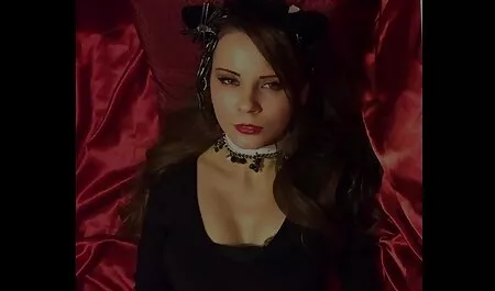 Morena ensina Masturbação sozinho. video sexo cu