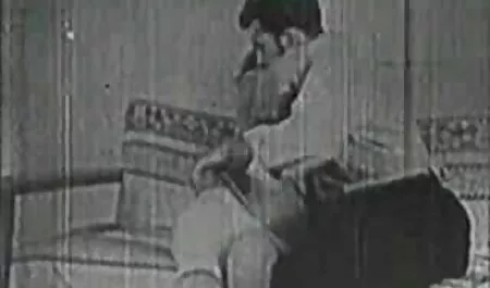 Este videos pornos amadores anal turista tem Anal uma bela loira.