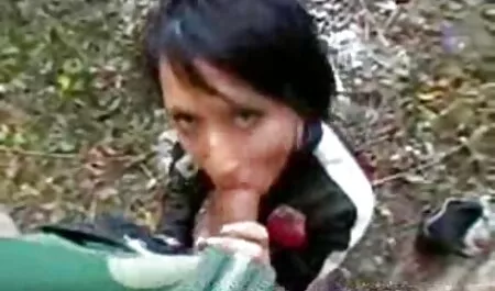 Quatro homens fodem video pornor anal uma puta.