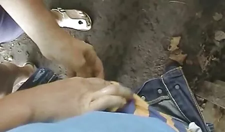 Madrasta dada a videos eroticos de sexo anal enteados fetiche.