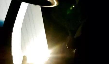 O uso esexo anal da bomba para a masturbação.