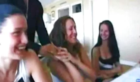 Menina meninas cums através de um membro e um anal caseiro videos vibrador.