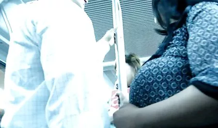 Jovem dedilhado xvídeos brasileiro anal sua buceta fora.