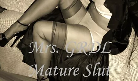 Irmão atirar sexo sua irmã videos pornos primeiro anal na frente da câmera.