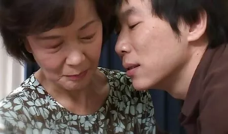 Como video tripla penetração seduzir a morena mais bonita do mundo.