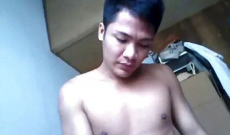 A os melhores videos porno anal loira torce os membros em um ponto.