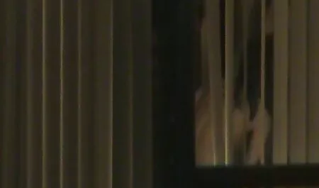 O esperma na sexo no cu gratis testa com o esperma.