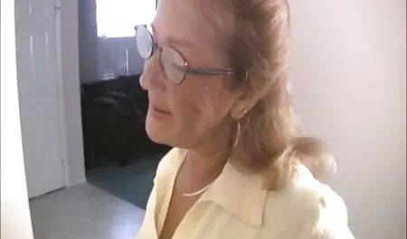 Jovem videos anais caseiros transando com um jovem.