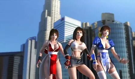 Uma mulher se masturba video xxanal no banheiro.