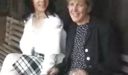 Loira uns dos outros videos de aexo anal um Lamber.