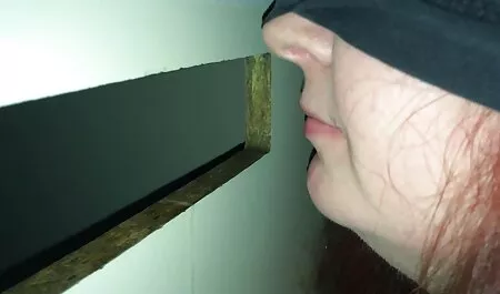 Menina video de sexo comendo o cu frágil herdada de grandes membros.